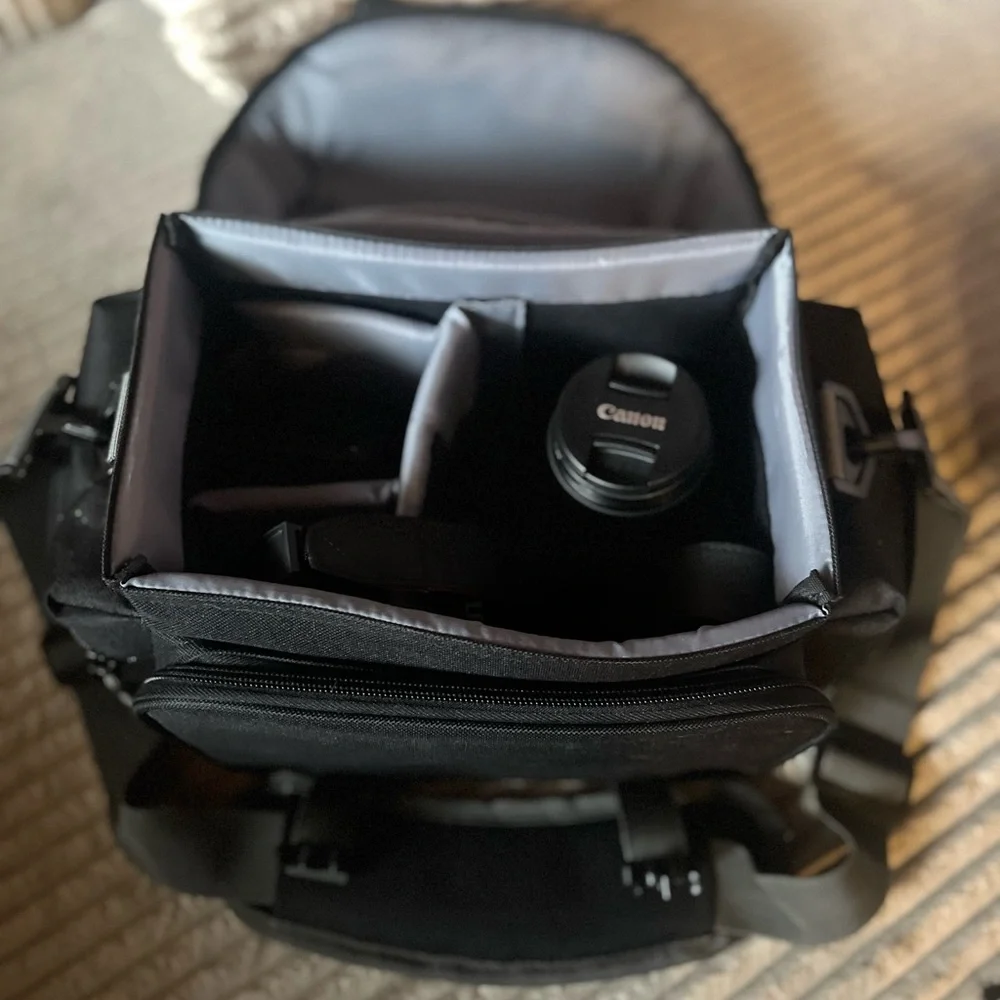 Canon EOS Rebel T7i EF-S 18-55mm Kit